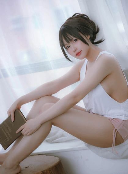 欧美女可爱洗脸束发带_1080HD高清在线观看