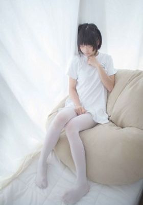 18禁女裸乳扒开腿免费视频爽_1080P电影全集观看