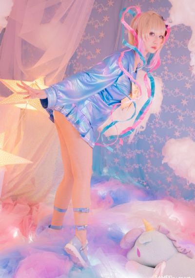 国产精品视频37www_十万网红美女美酱