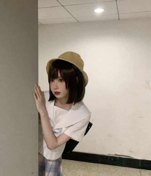 欧美新款坡跟凉鞋_1080P在线视频播放