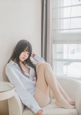 亚洲另类校园一区自拍_1080全集免费播放